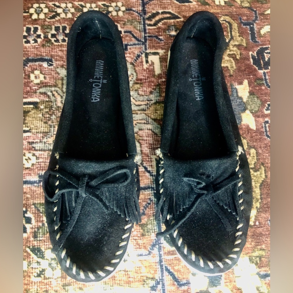 Minnetonka Slip On Moccasins In Black Leather